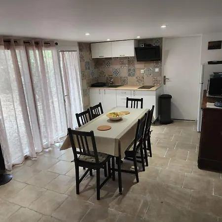 L'Etape Mediterraneenne Logement 4-6 Personnes Avec Parking Prive Sauvian Exterior photo